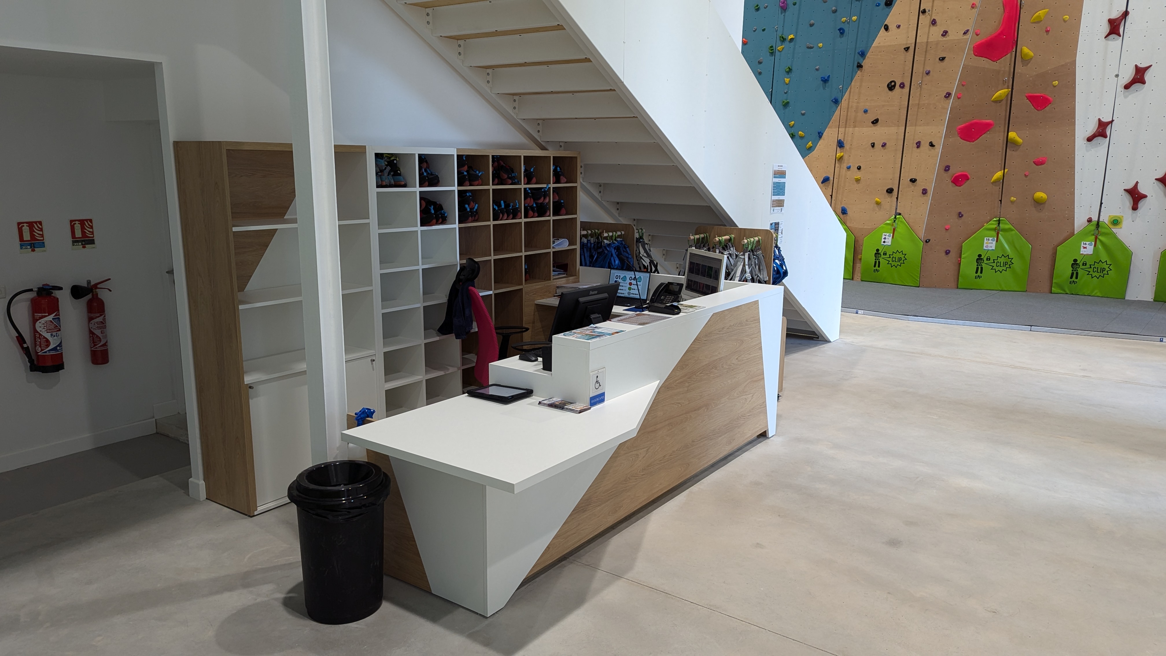 banque accueil escalade 66